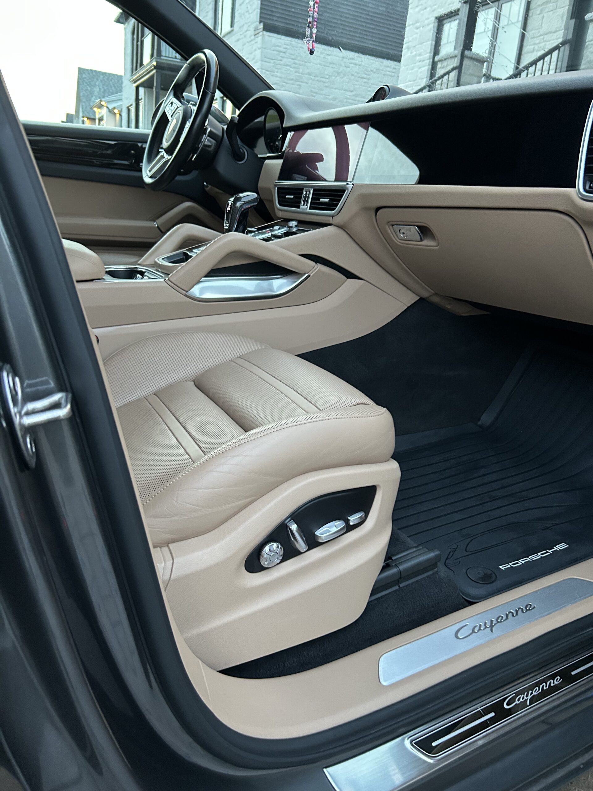 Full Interior And Exterior Makeover | Halifax | Call (902) 700-3384